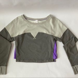 Like new Ivivva cropped sweatshirt.